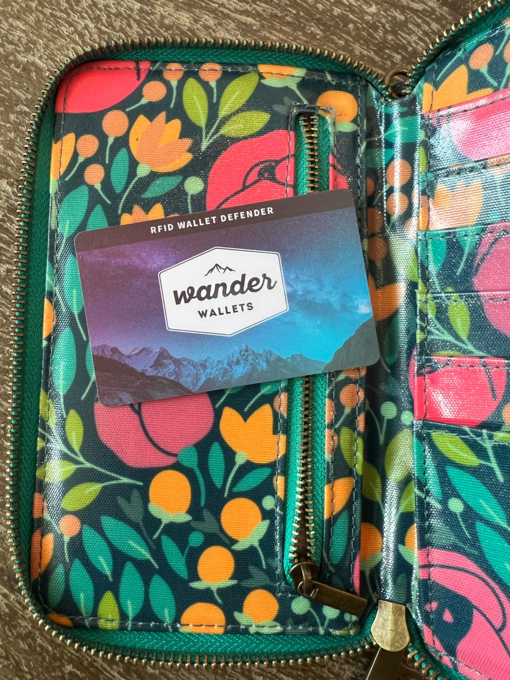 Floral Zip Wristlet Wallet w/RFID card - Picture 6 of 8